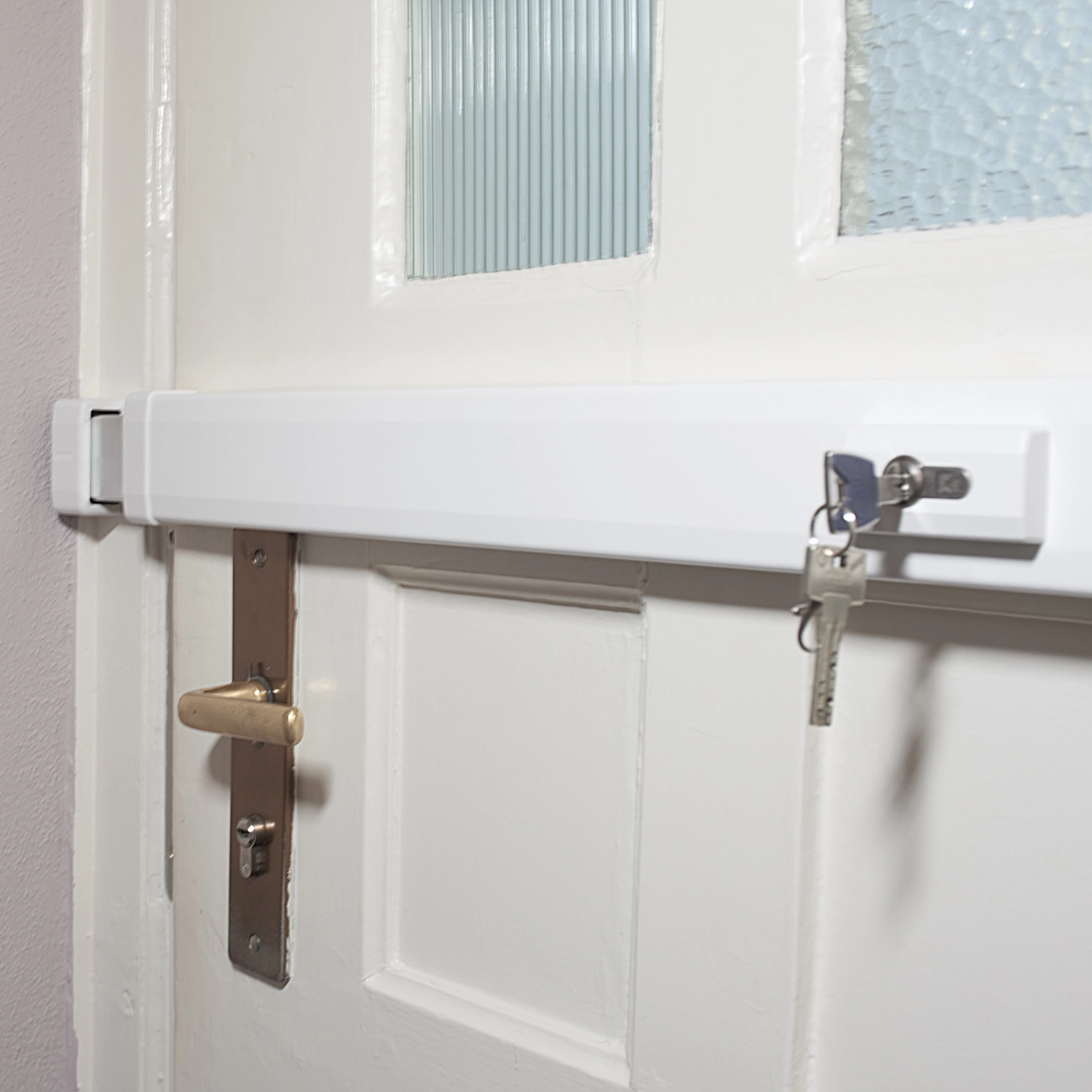 Einfach mal verriegeln. Also so richtig.